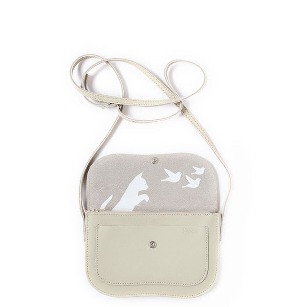 Keecie Cat Chase - Cement