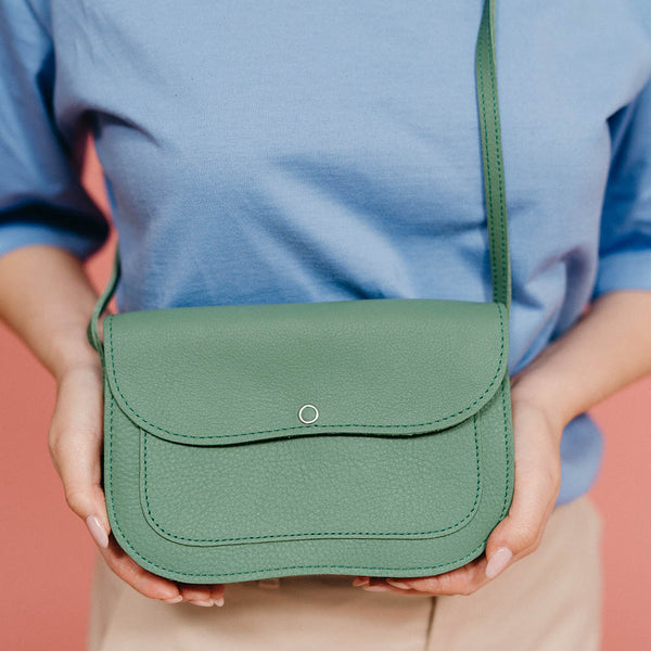 keecie Cat Chase - Forest