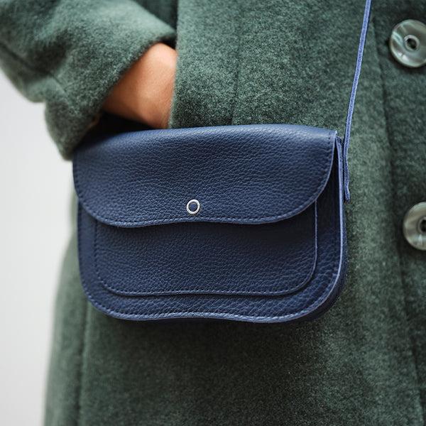 keecie Cat Chase - Ink Blue