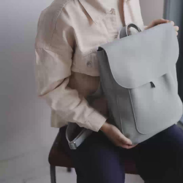 Keecie Come Along - Dusty Green