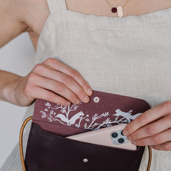 keecie Hang On - Aubergine