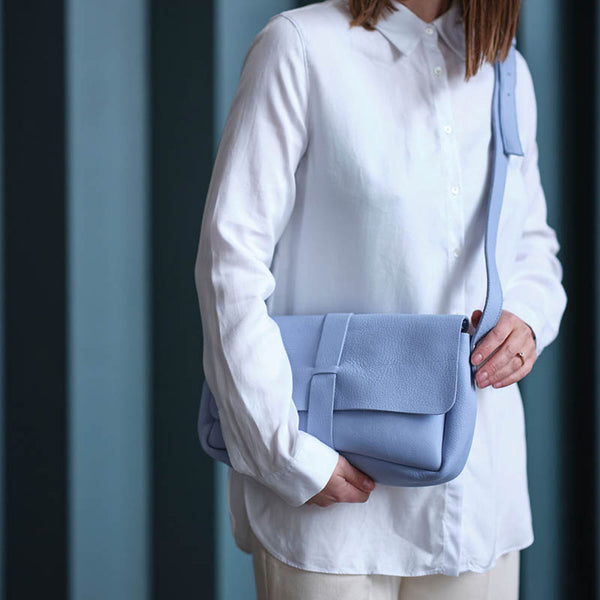 keecie Picking Flowers Medium - Lavender Blue