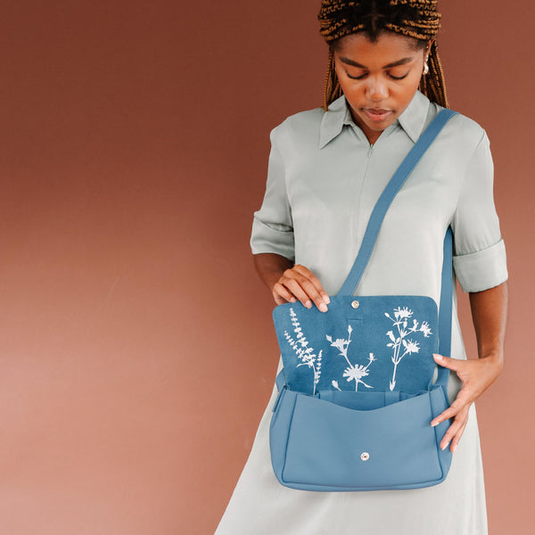 keecie Picking Flowers Medium - Painters Blue