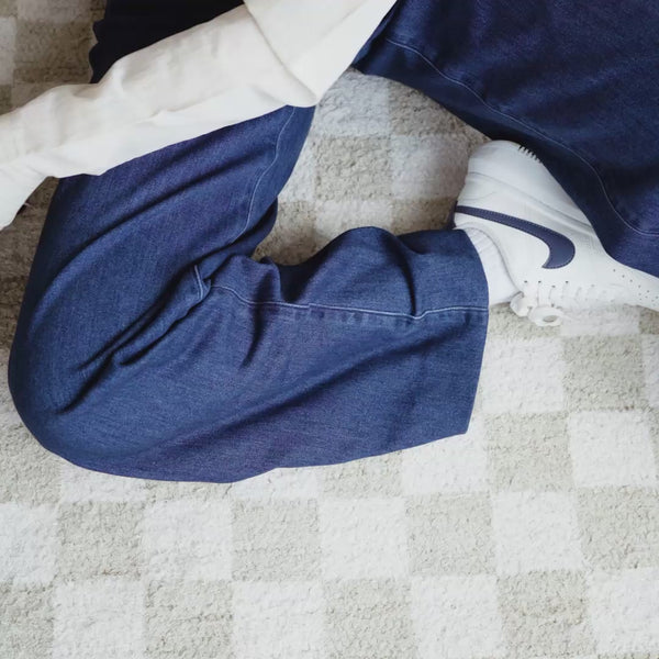 Keecie Plant Sitter - Cement