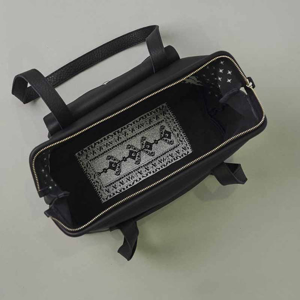 Keecie Room Service - Black