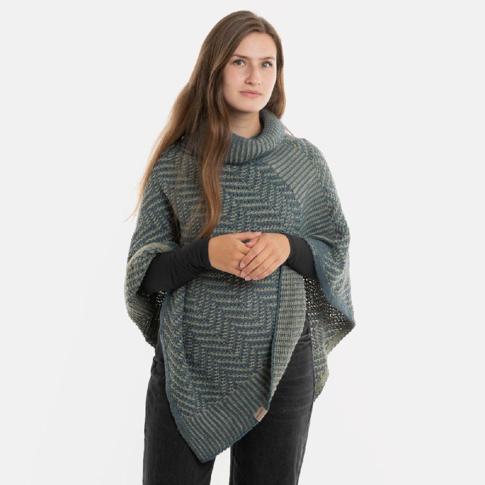 Knit Factory Amber Gebreide Poncho Laurel/Urban Green