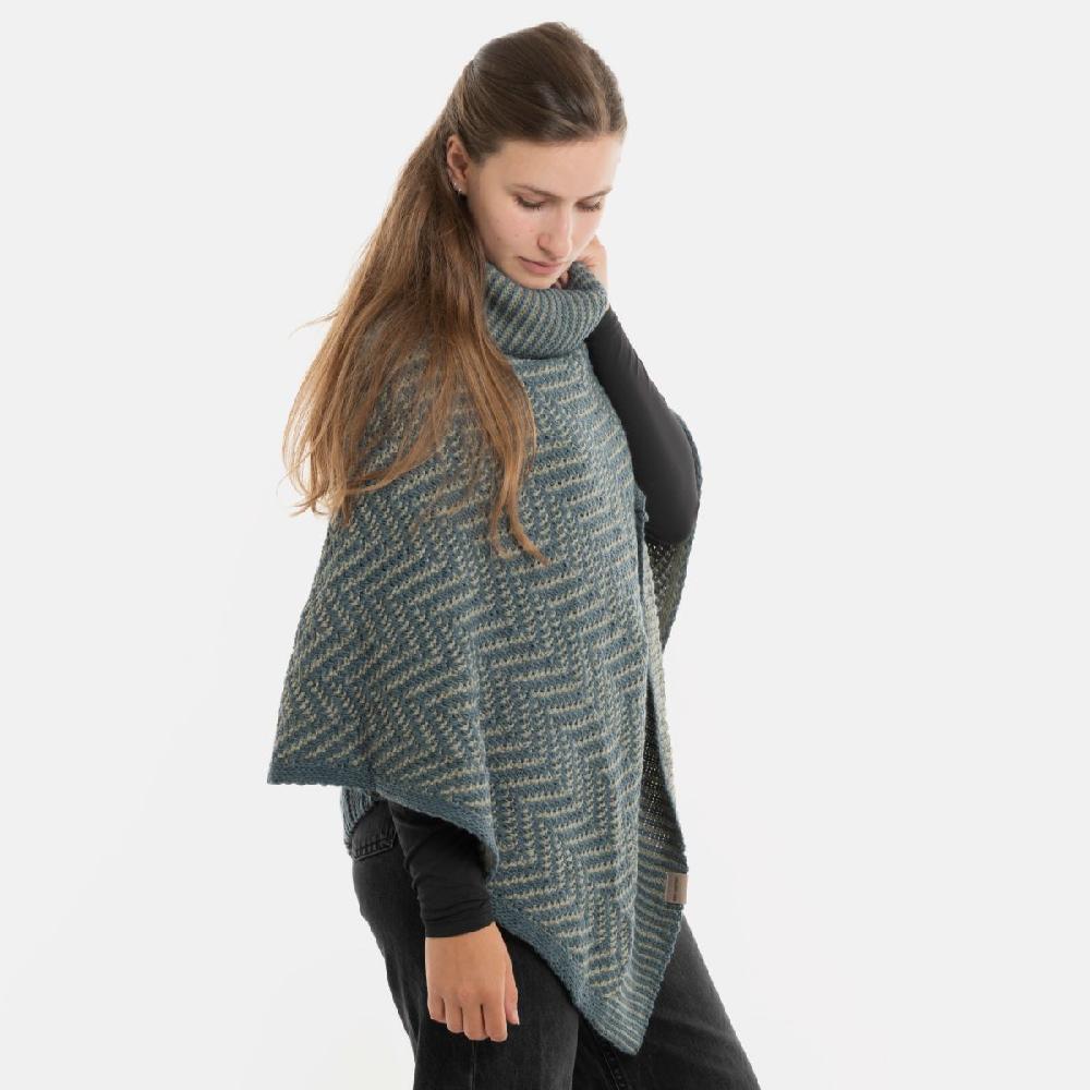 Knit Factory Amber Gebreide Poncho Laurel/Urban Green