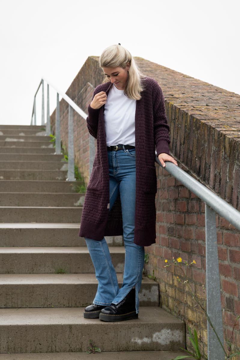 Knit Factory Jaida Lang Gebreid Vest Aubergine - 36/38 - Met Steekzakken