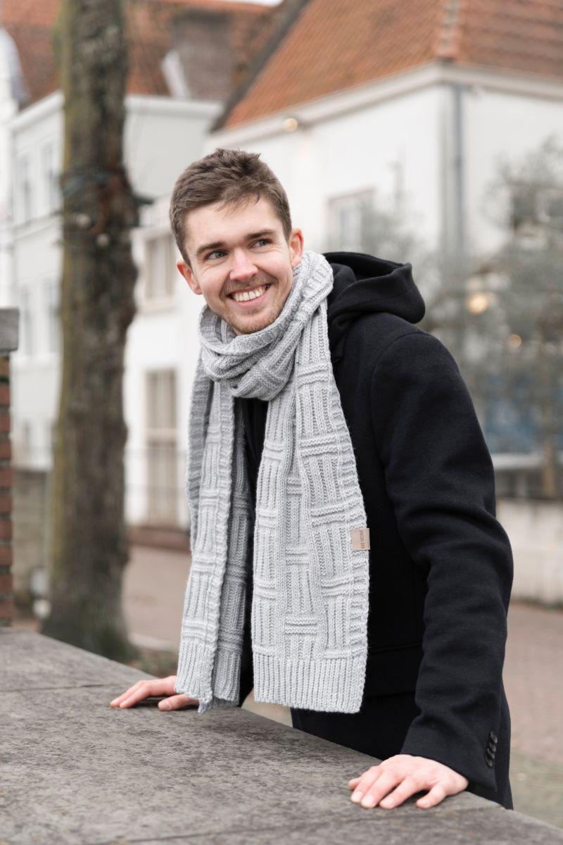 Knit Factory Bobby Sjaal Aubergine