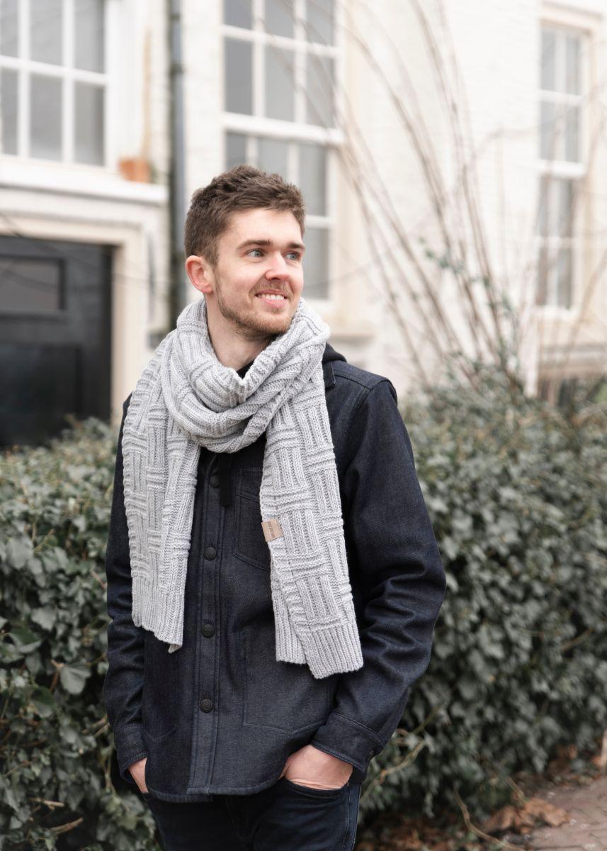 Knit Factory Bobby Sjaal Licht Grijs