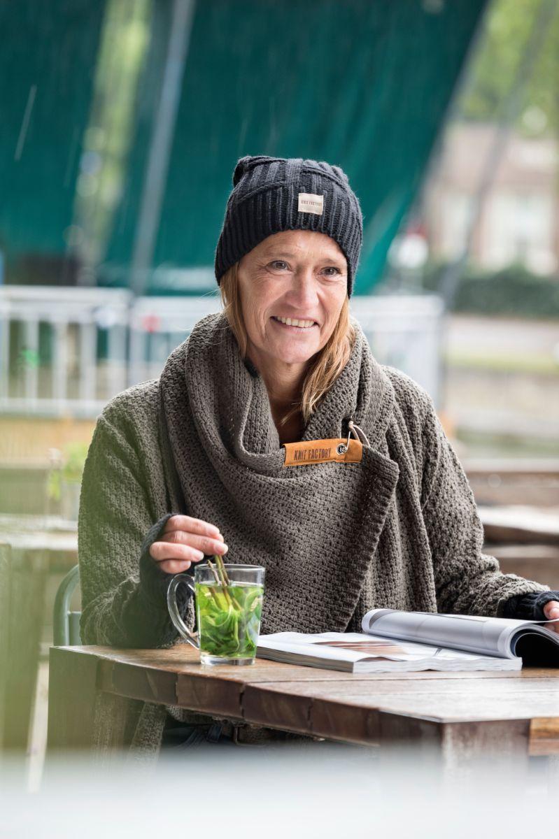 Knit Factory Cleo Handschoenen Zwart