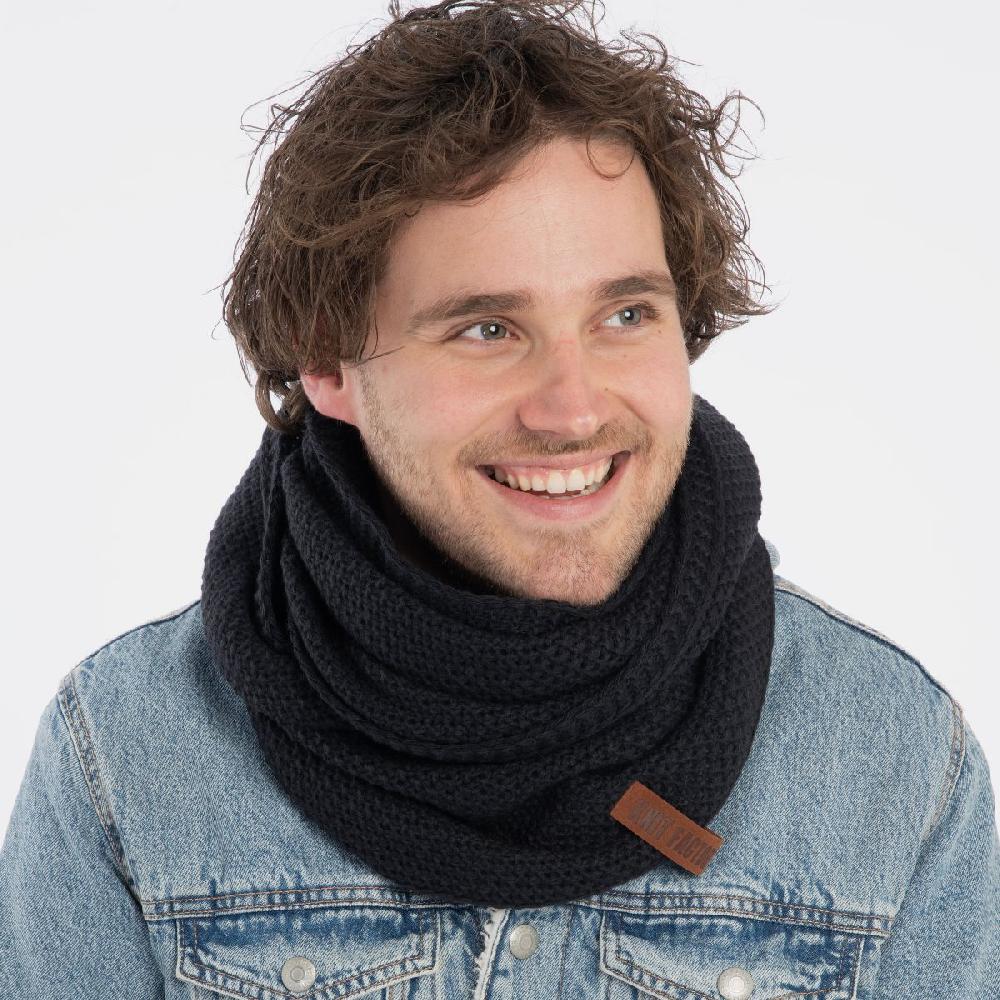 Knit Factory Coco Colsjaal Navy