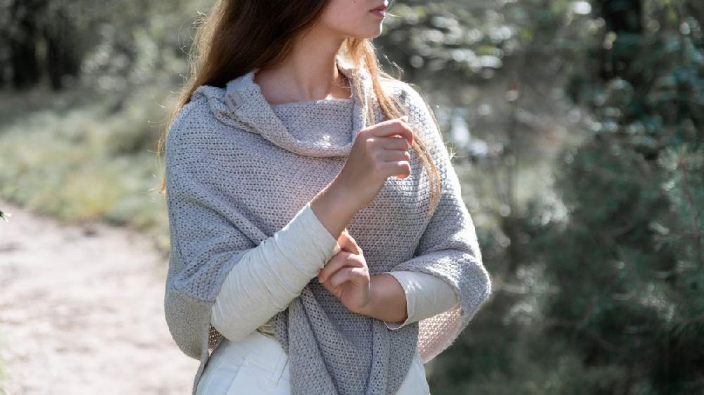 Knit Factory Coco Gebreide Poncho Beige
