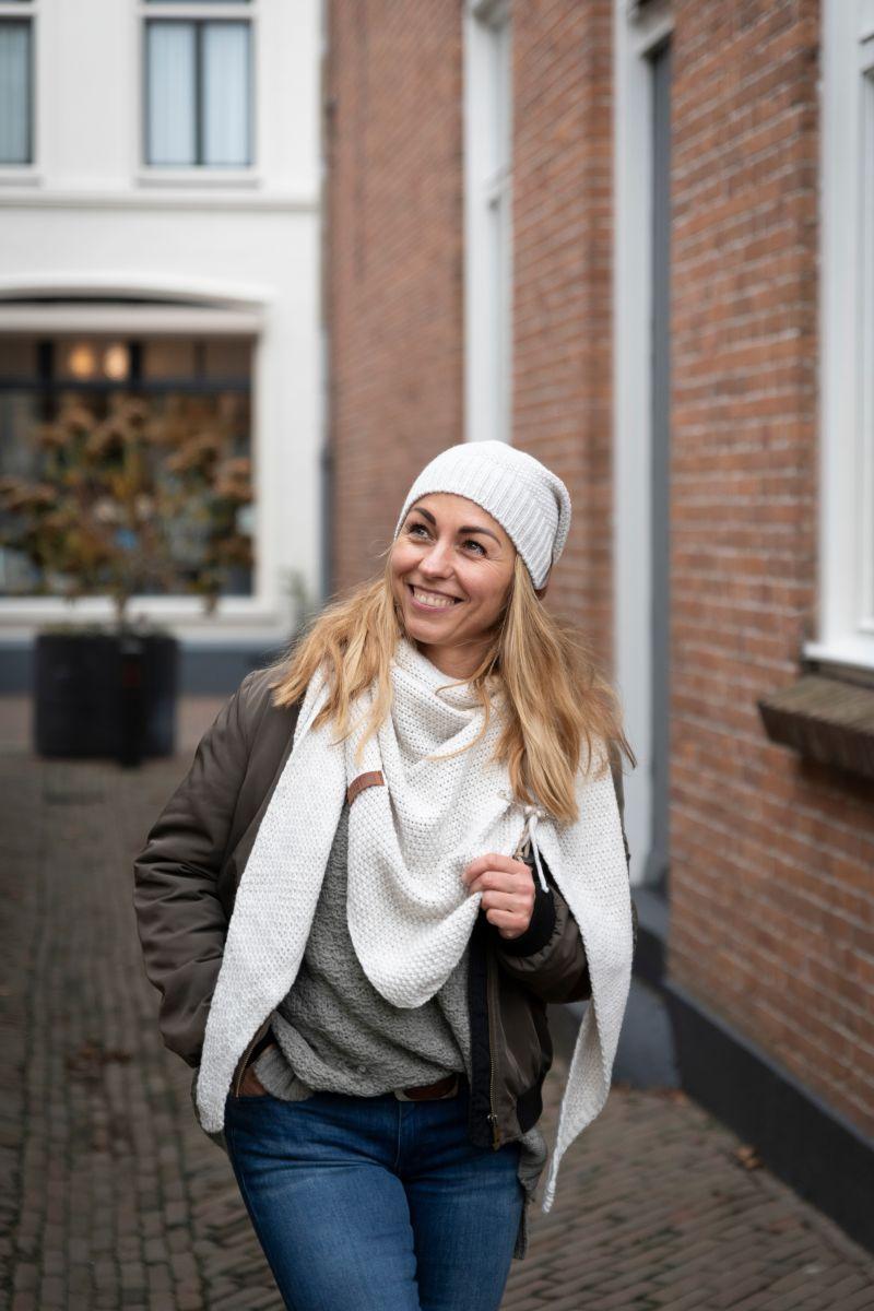 Knit Factory Coco Muts Beige