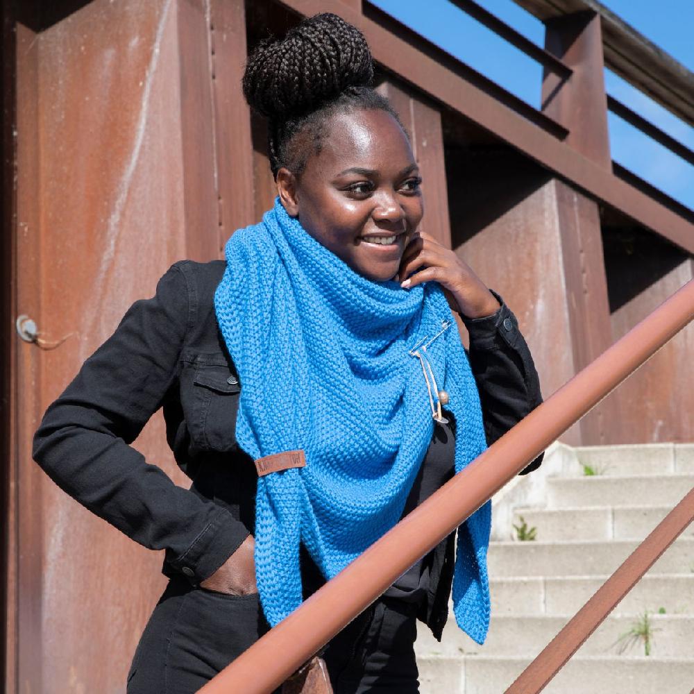 Knit Factory Coco Omslagdoek Cobalt