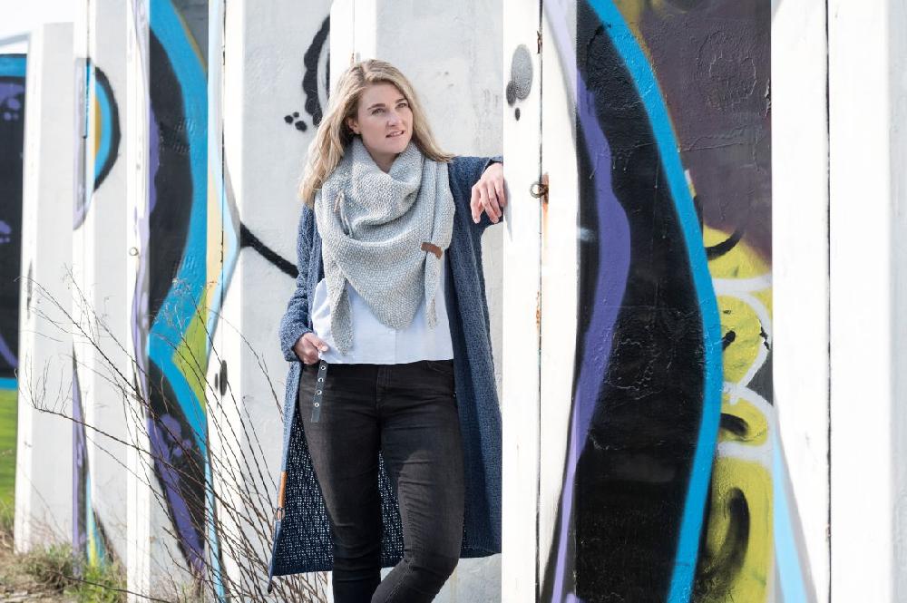 Knit Factory Coco Omslagdoek Deluxe Bordeaux