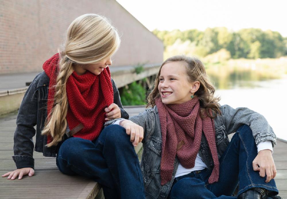 Knit Factory Coco Omslagdoek Junior Bordeaux