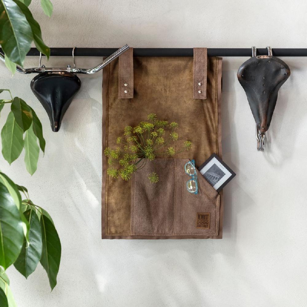 Knit Factory Dax Pocket New Camel