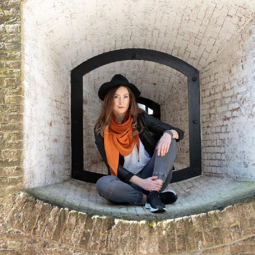 Knit Factory Fay Omslagdoek Terra/Roest