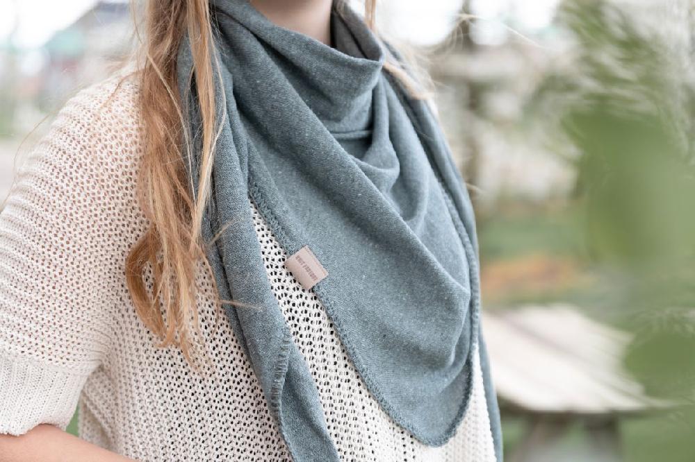 Knit Factory Iris Omslagdoek Indigo