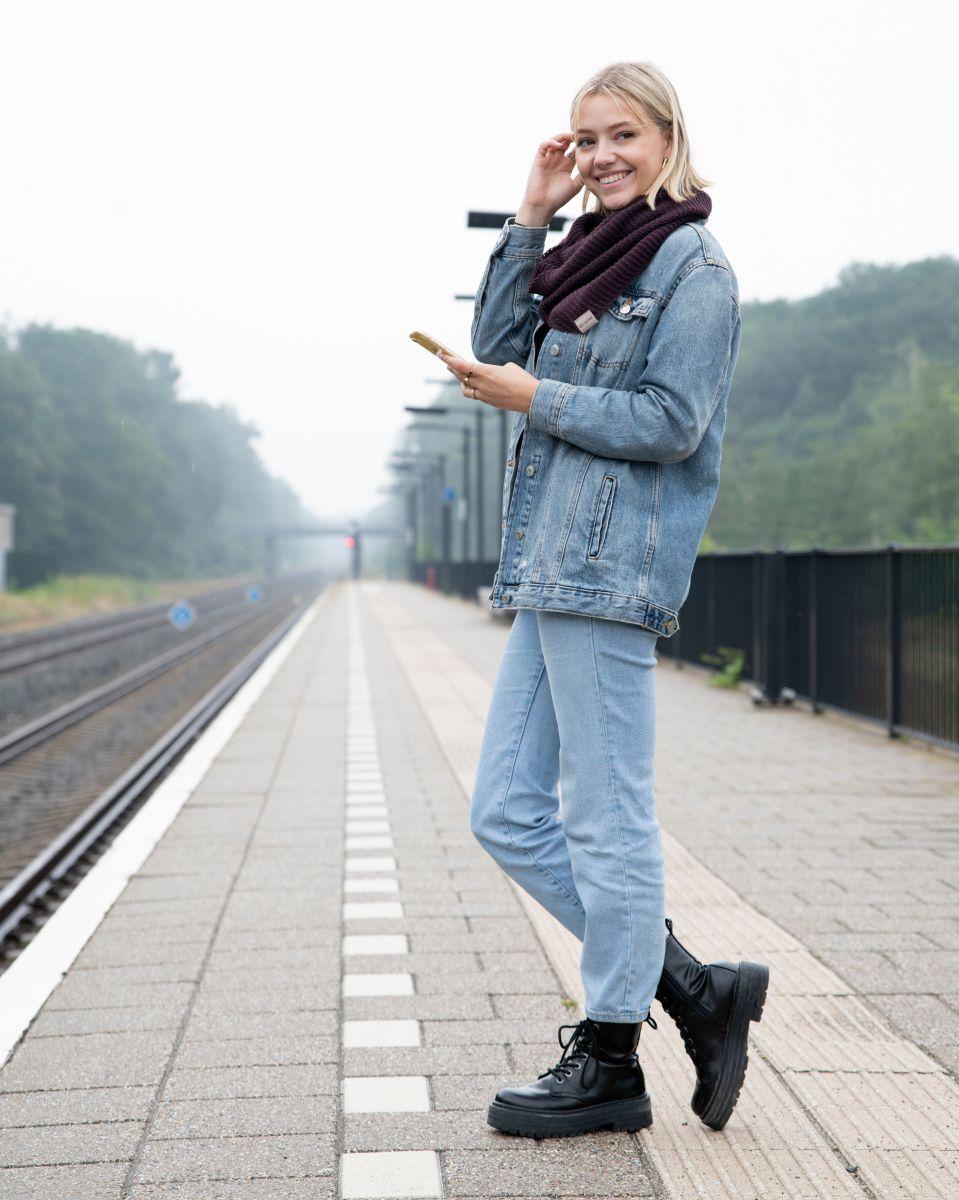 Knit Factory Jamie Colsjaal Aubergine