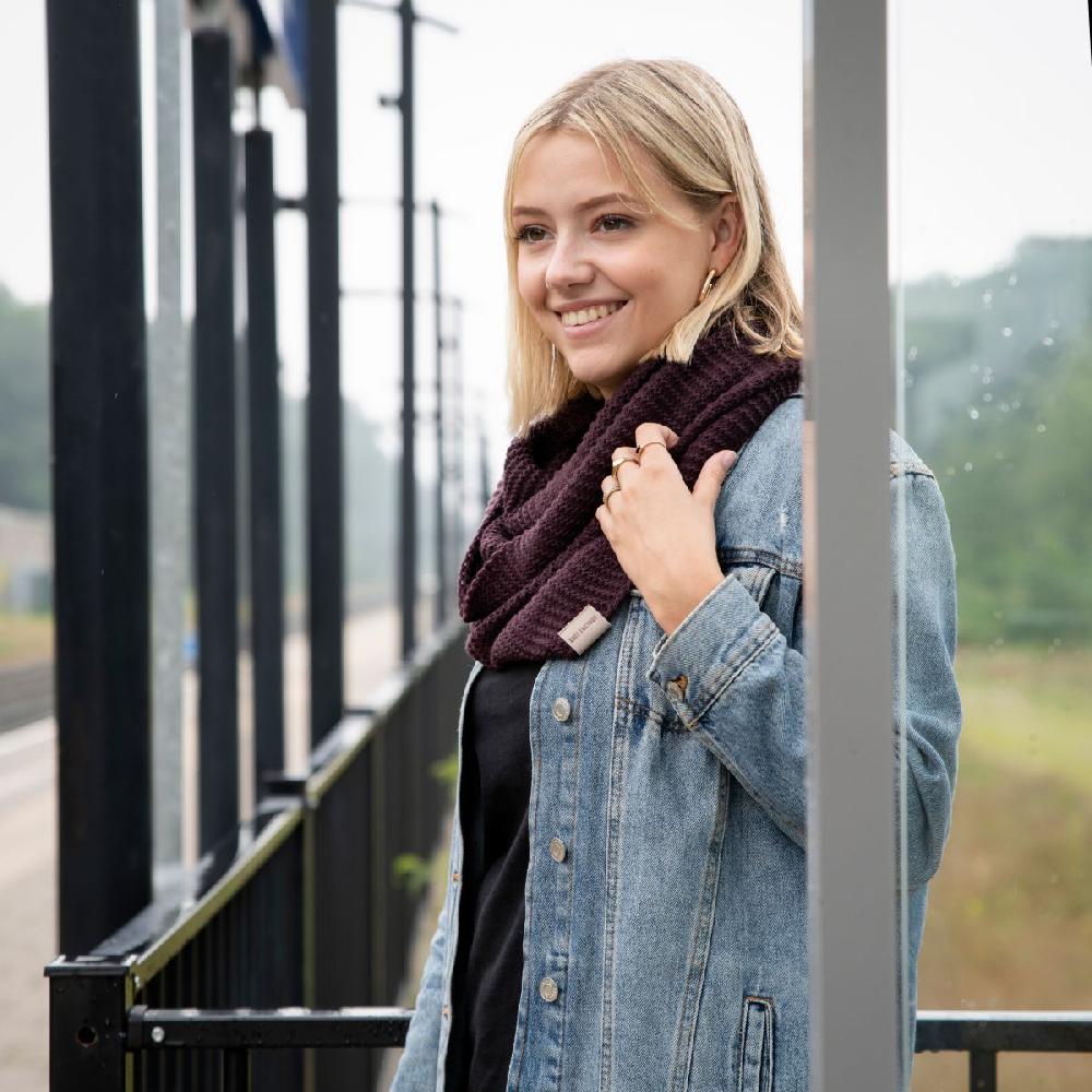 Knit Factory Jamie Colsjaal Aubergine