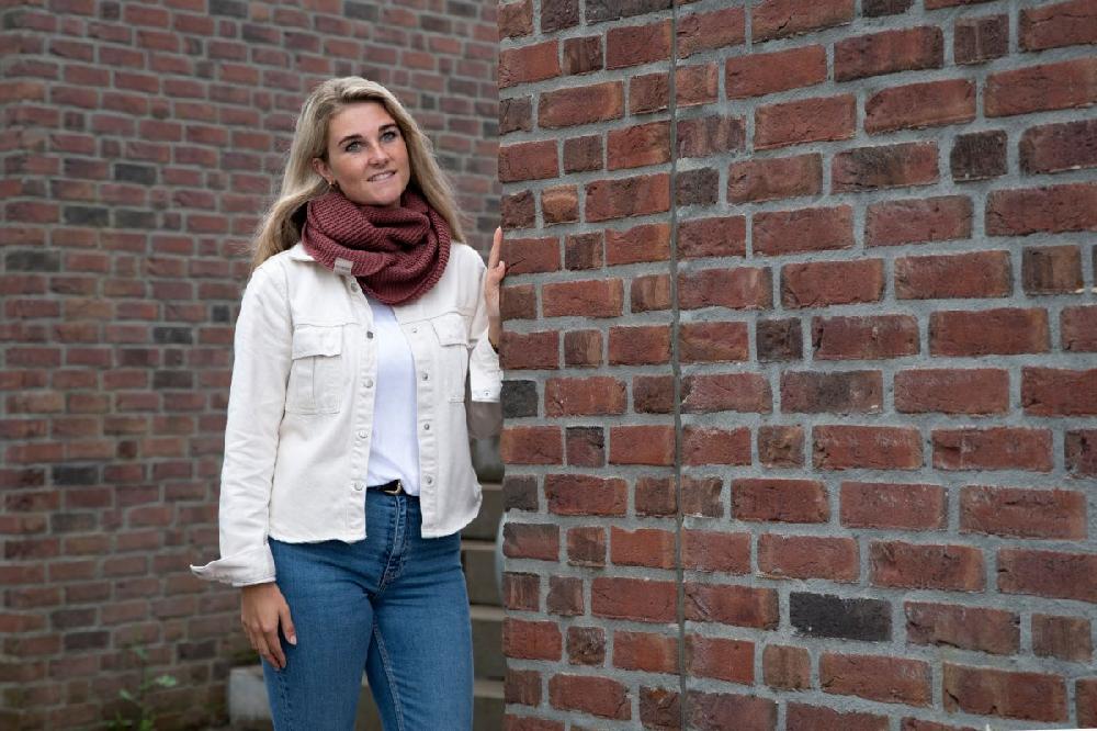 Knit Factory Jamie Colsjaal Stone Red