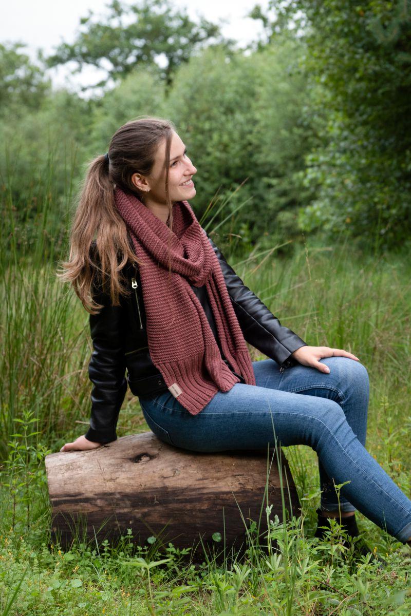 Knit Factory Jamie Sjaal Stone Red