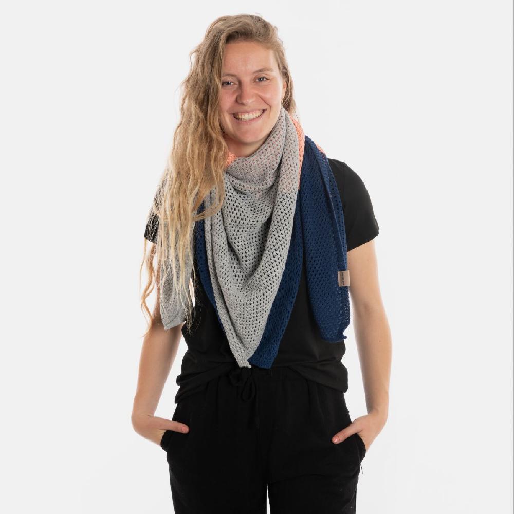 Knit Factory Lacey Vierkante Sjaal Apricot Mist