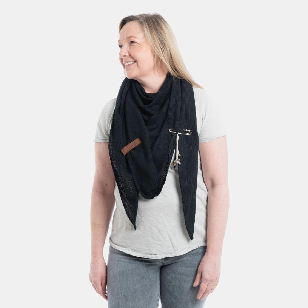 Knit Factory Lola Omslagdoek Zwart