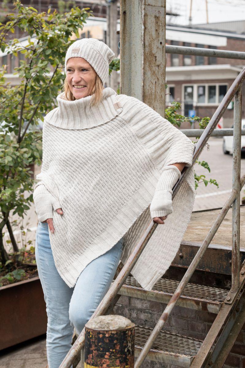 Knit Factory Nicky Gebreide Poncho Beige