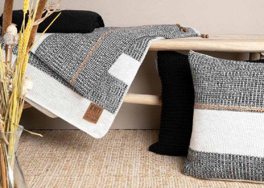 Knit Factory Roxx Kussen Beige/Zwart - 50x50