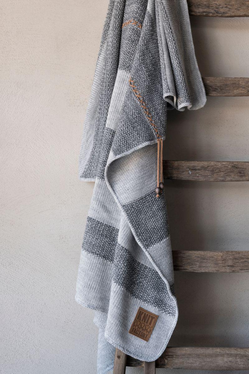 Knit Factory Roxx Plaid Licht Grijs/Antraciet