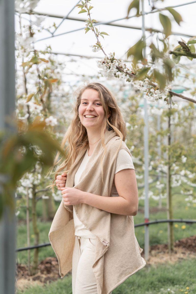 Knit Factory Senna Omslagvest Linnen