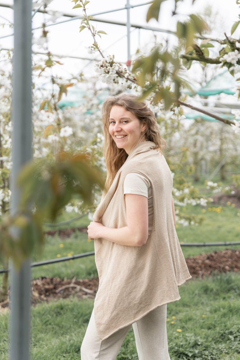 Knit Factory Senna Omslagvest Linnen