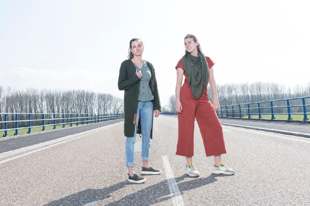 Knit Factory Sierspeld Khaki