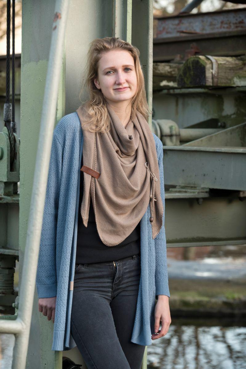 Knit Factory Sierspeld New Camel