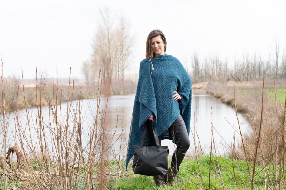 Knit Factory Sierspeld Petrol