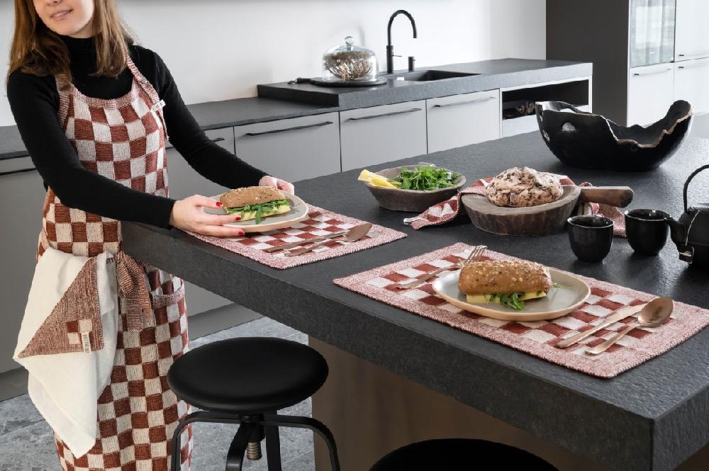 Knit Factory Theedoek Block Ecru/Roest