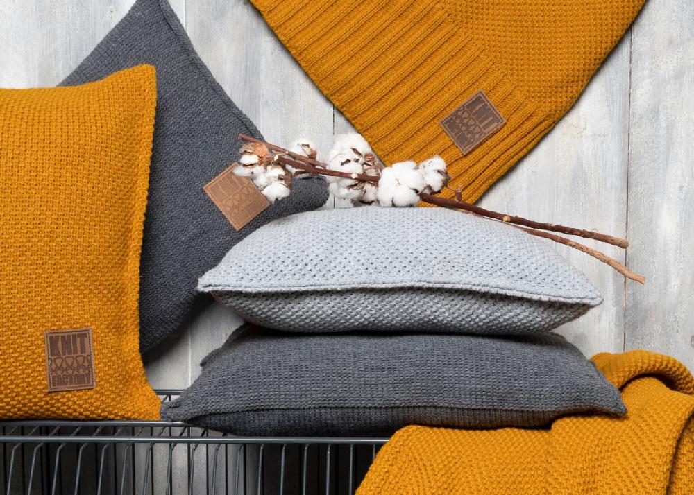 Knit Factory Uni Kussen Antraciet - 50x50