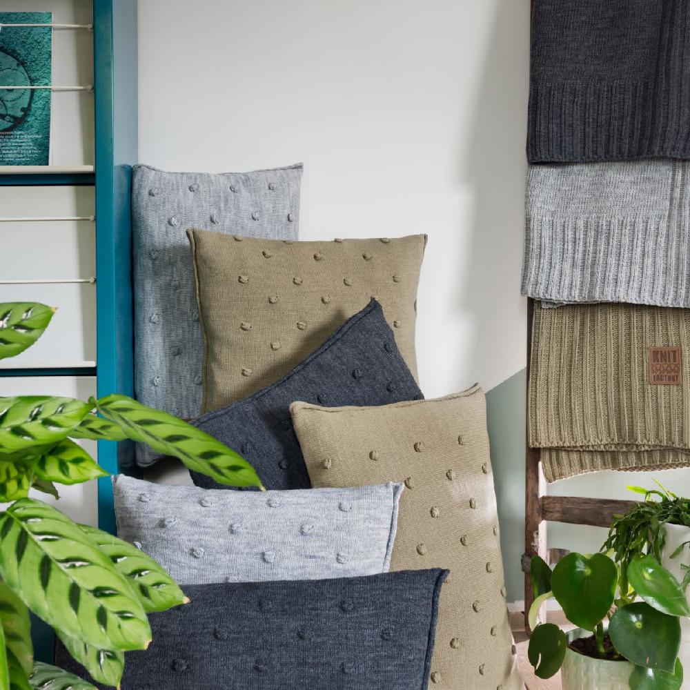 Knit Factory Uni Plaid Antraciet