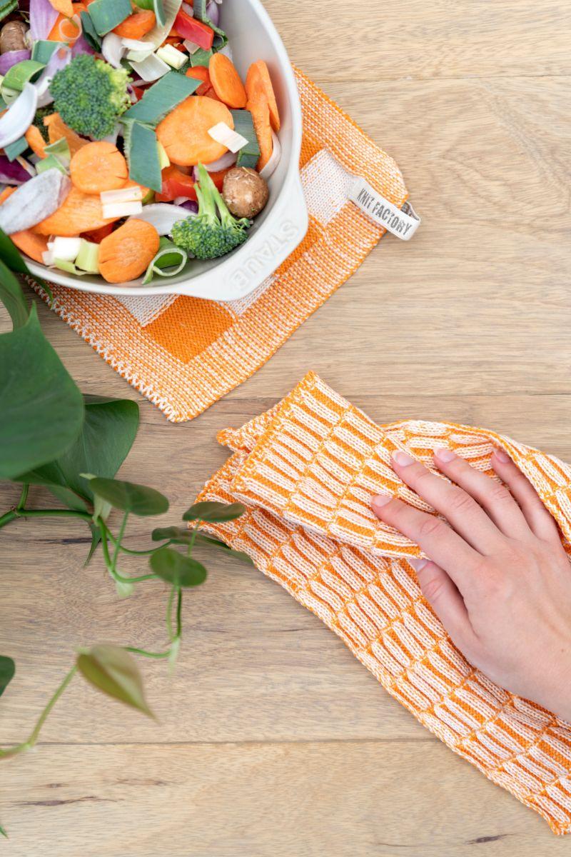 Knit Factory Vaatdoek Block Ecru/Orange