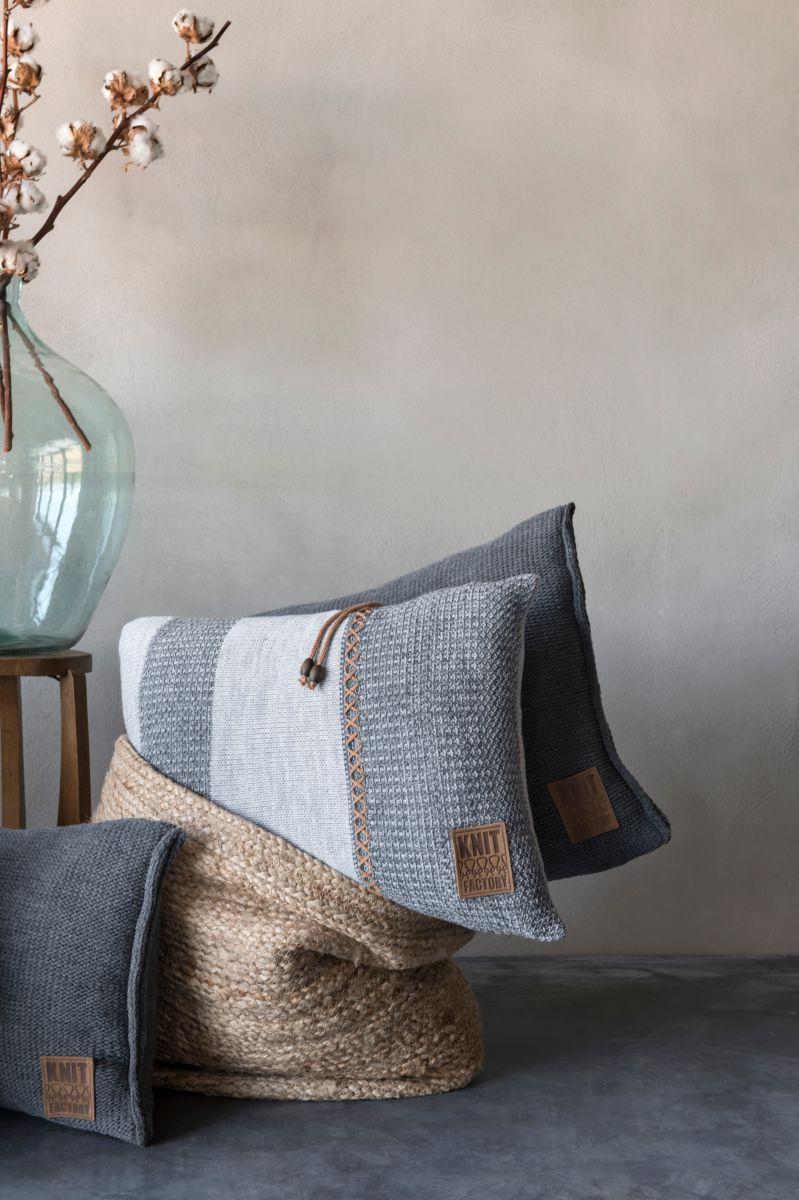 Knit Factory Roxx Kussen Licht Grijs/Antraciet - 60x40