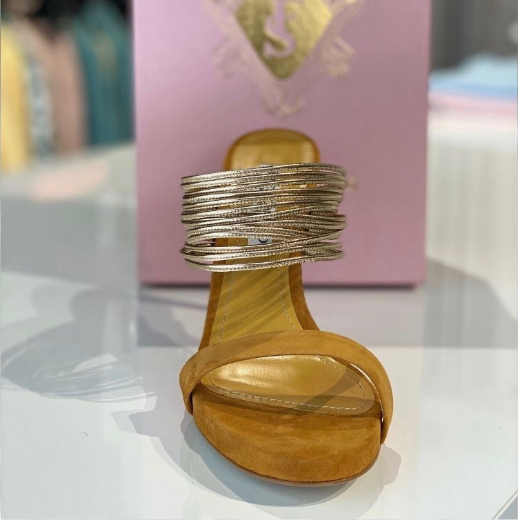 L & C Suède Sandalen Met Hak