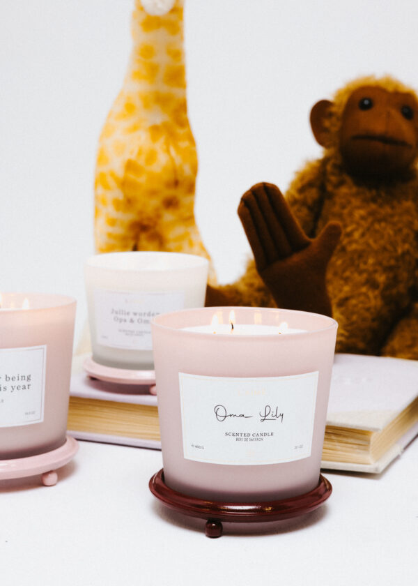 L'aimé Burgundy Red Modern Table Stand (600 Gram)