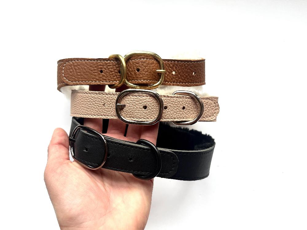 léonny cha De personaliseerbare hondenhalsband van leer of biothane handgemaakt in ons atelier