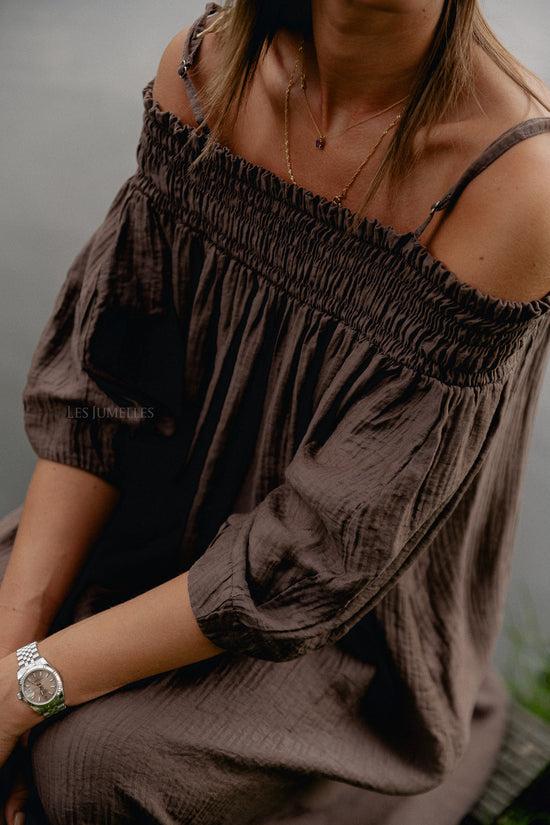 Les Jumelles Judith Off Shoulder Jurk Chocoladebruin