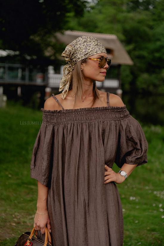 Les Jumelles Judith Off Shoulder Jurk Chocoladebruin
