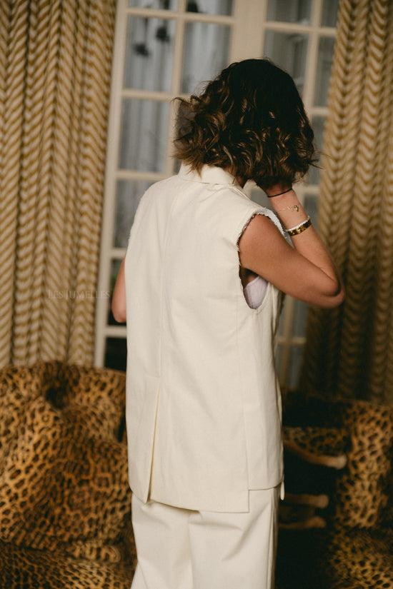 Les Jumelles Amy Sleeveless Blazer Vanilla