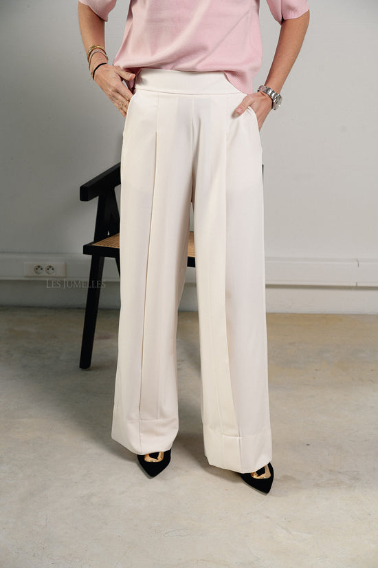 les jumelles Giselle pants ecru
